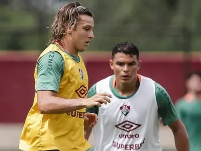 Cannobio assina contrato no Fluminense, treina e celebra 'passo muito grande na carreira'