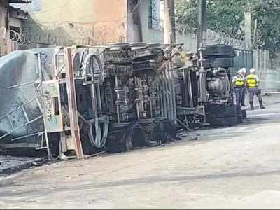 Homem morre carbonizado após caminhão tombar e explodir na zona norte de SP