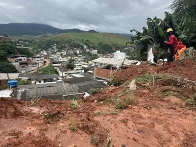 Atualização aponta 10 mortos após desabamentos em Ipatinga causados pelas chuvas