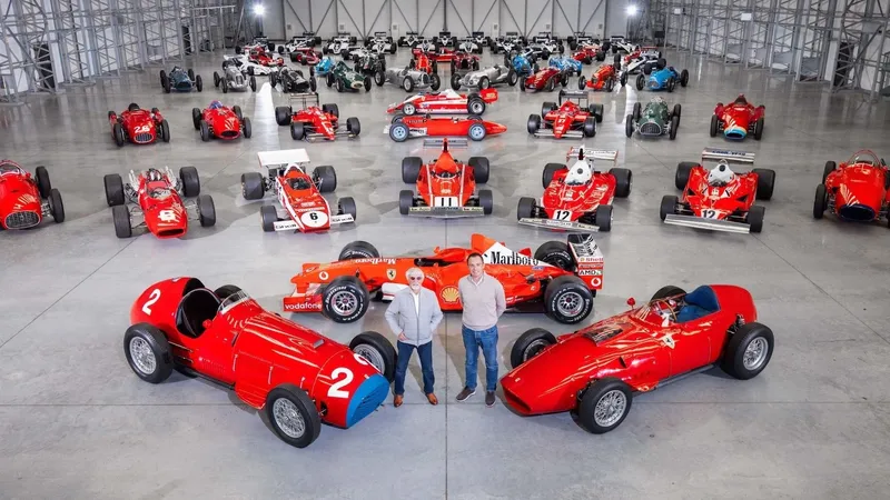 Bernie Ecclestone coloca à venda coleção valiosa com 69 carros de Fórmula 1