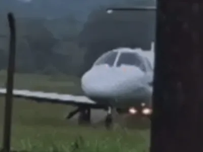 Queda de avião em Ubatuba: imagens mostram o momento em que aeronave sai da pista do aeroporto