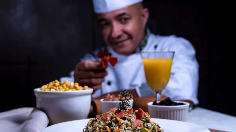 Esse chef já serviu de presidente do Brasil à mulher de John Lennon, e hoje vende comida de rua