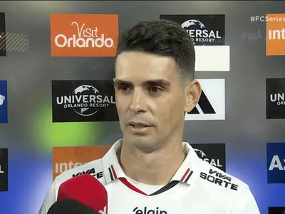 Oscar celebra reestreia pelo São Paulo: “Foi muito especial”