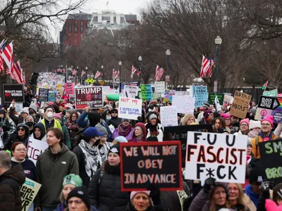 Manifestações em defesa do acesso ao aborto movimentam Washington antes da posse de Trump