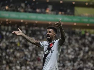 Vasco vence Madureira pelo Carioca com time titular na estreia do técnico Fábio Carille