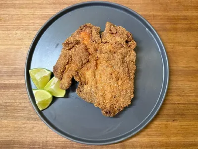 Como fazer um empanado perfeito? Prepare frango à milanesa em minutos