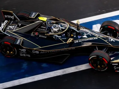 Não queria ter deixado para o fim, brinca Günther sobre vitória no E-Prix de Jeddah